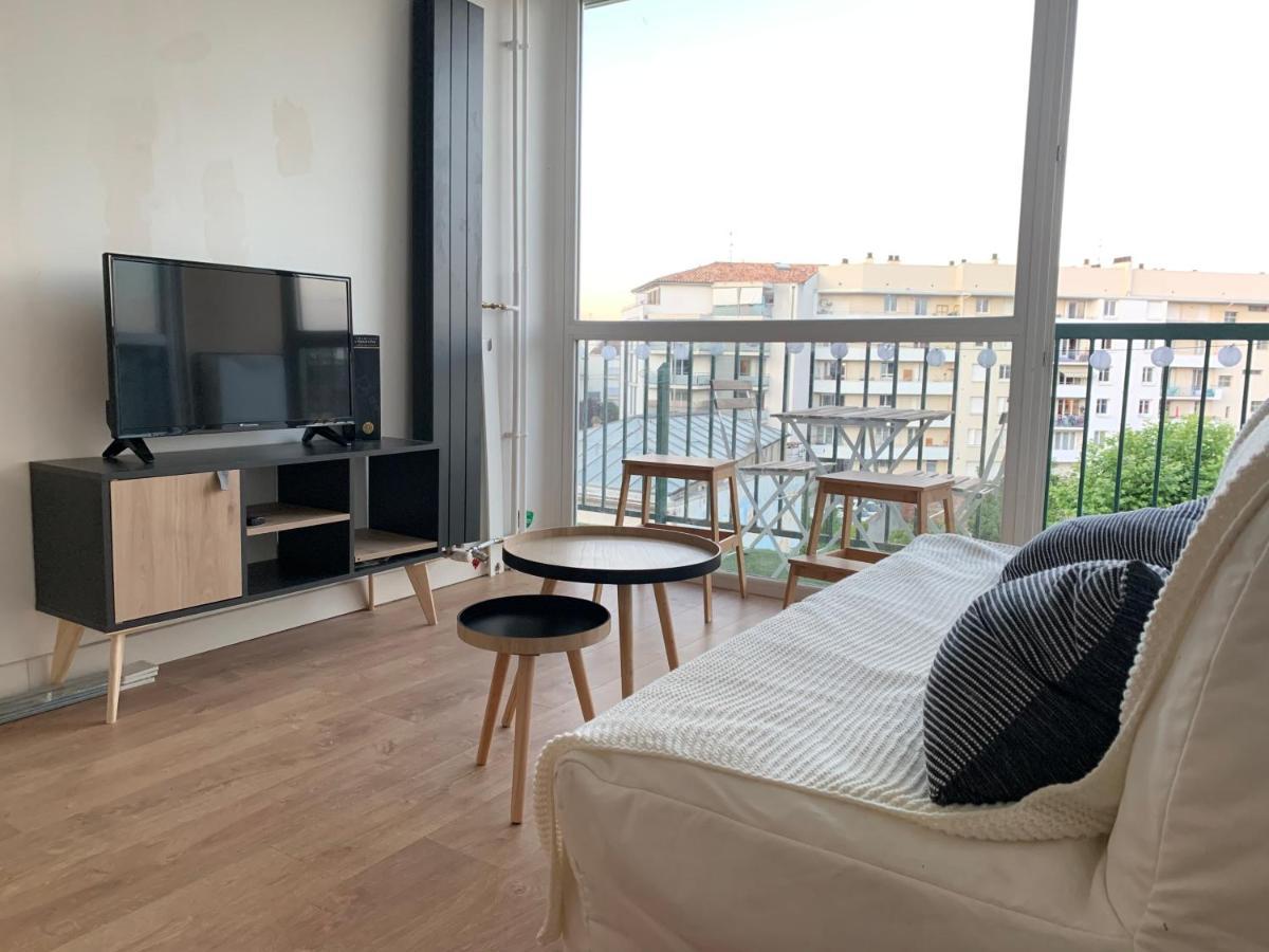 Apartment T2 Lumineux Centre Proche Metro, Parking Gratuit,1 Chambre, 1 Grande Piece A Vivre Toulouse