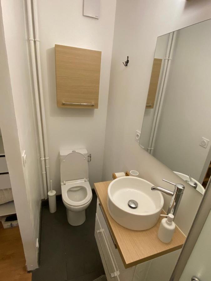 T2 Lumineux Centre Proche Metro, Parking Gratuit,1 Chambre, 1 Grande Piece A Vivre